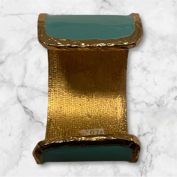 Francesca’s cuff bracelet - Picture 2 of 5